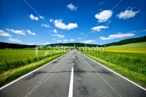 ist2_6547957-country-highway